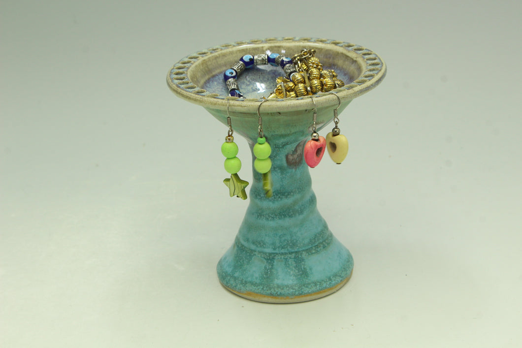 earring stand