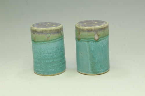 salt and pepper shaker