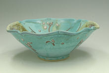Load image into Gallery viewer, Fluted bowl