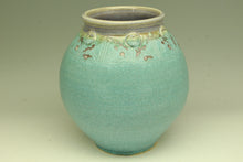 Load image into Gallery viewer, Decorative Vase