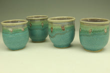 Load image into Gallery viewer, Green te cup yunomi