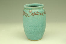 Load image into Gallery viewer, vase