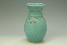 Load image into Gallery viewer, vase