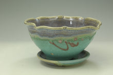 Load image into Gallery viewer, Berry bowl