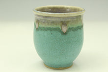 Load image into Gallery viewer, Green te cup yunomi