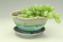 Load image into Gallery viewer, berry bowl