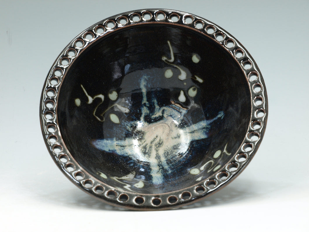 Earring bowl