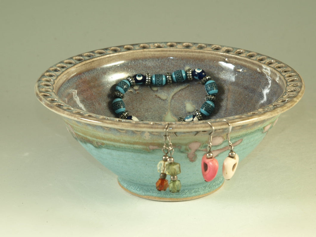 Earring bowl