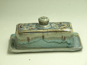 Butter dish