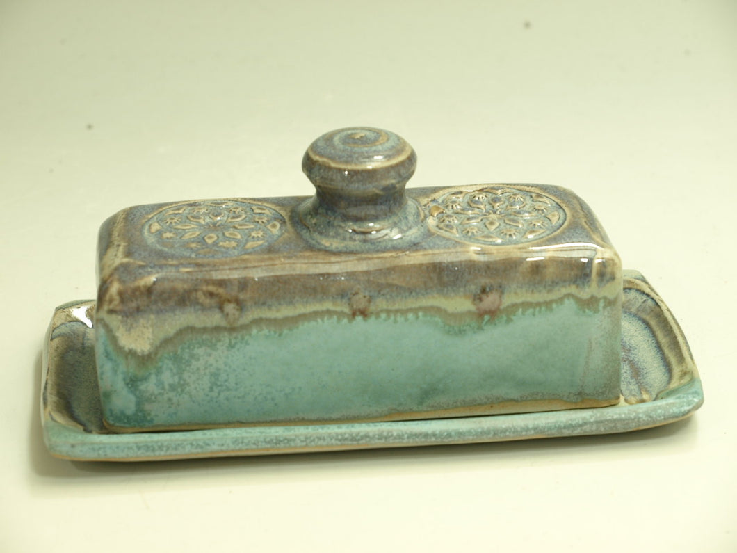 Butter dish