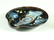 Load image into Gallery viewer, Spoon rest tenmoku glaze