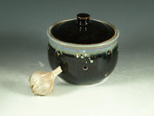 Load image into Gallery viewer, Garlic jar tenmoku black color stoneware