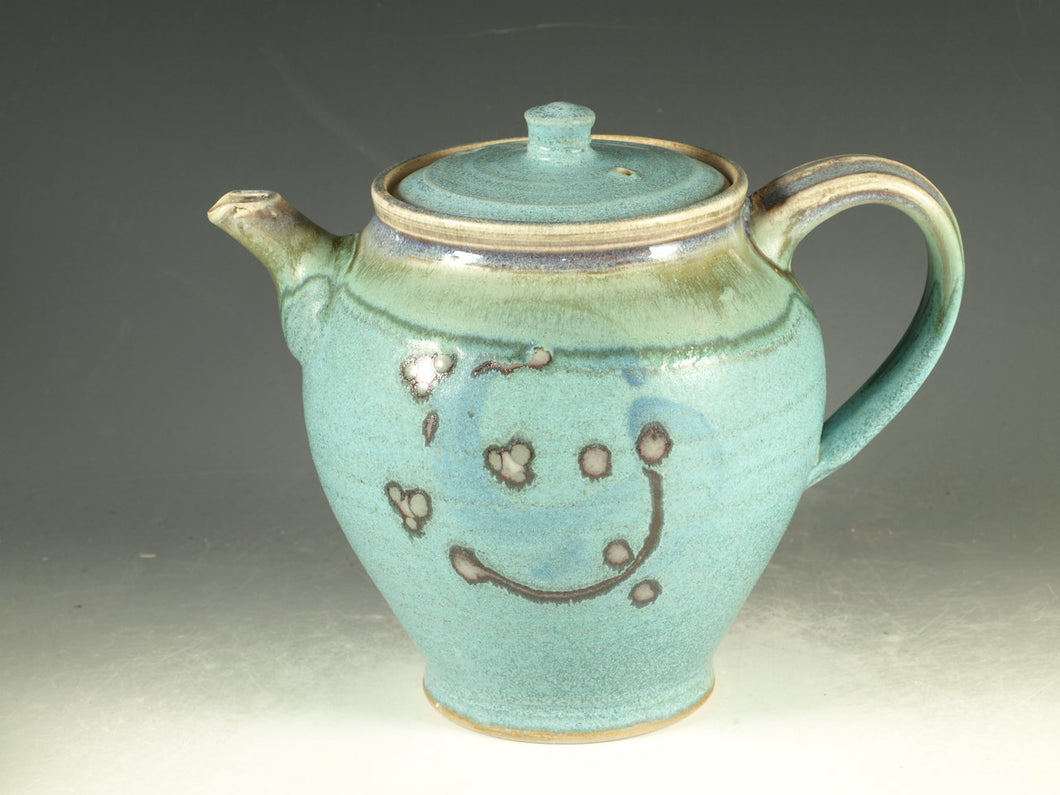 Pottery teapot in turquoise glaze 6 cups loose leaf